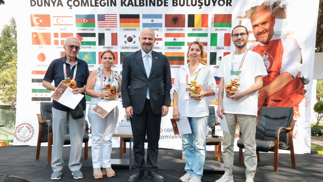 Uluslararası Menemen Çömlek Festivali'ne görkemli açılış