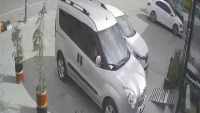 Karşıya geçmek isteyen engelli vatandaşa motosiklet çarptı