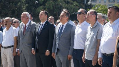 Cumhuriyet Meydanı’nda çifte yıldönümü