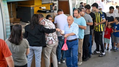 Bornova Belediyesi Şehitlerini Unutmuyor