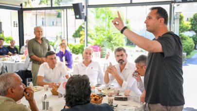 Bornova Belediyesi Sanayi Meclisi Dramalılar Köşkü’nde Buluştu