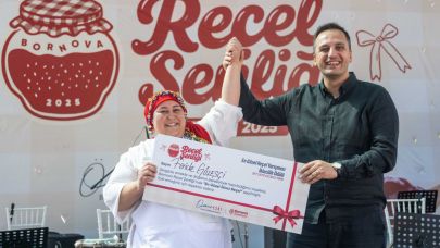 Binlerce İzmirli, doğanın ve emeğin tatlı sofrasında buluştu