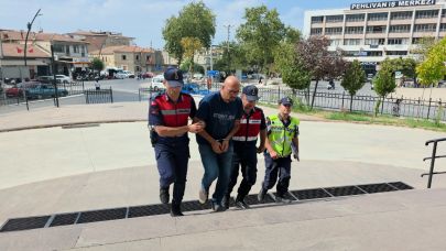 İzmir Büyükşehir personeli, FETÖ'den ihraç polis kimliğiyle yakalandı