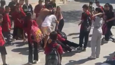 Okul çıkışı zorbalık: 12 yaşındaki çocuğa acımasız şiddet