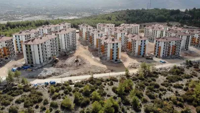 Cumhurbaşkanı Erdoğan: "Özellikle dar gelirli vatandaşlarımızın konut sahibi olmasına yönelik kapsamlı bir hazırlığımız var"