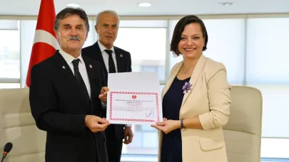 TEMAD’dan Başkan Helil Kınay’a Onursal Üyelik Beratı