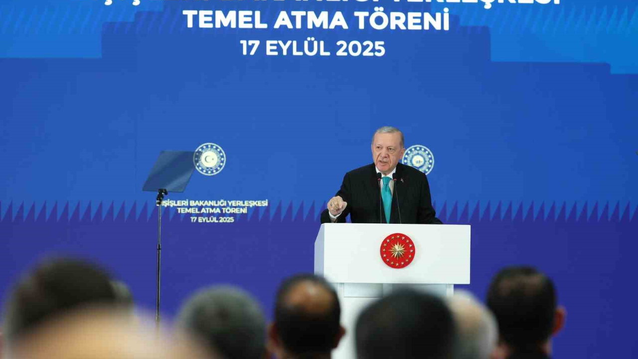 Cumhurbaşkanı Erdoğan: ''Hitler özentisi tiplerin kuyruk acısı belki de hiç geçmeyecek''