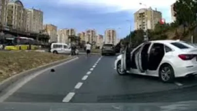 Başakşehir’de yol verme kavgasında akıl almaz olay