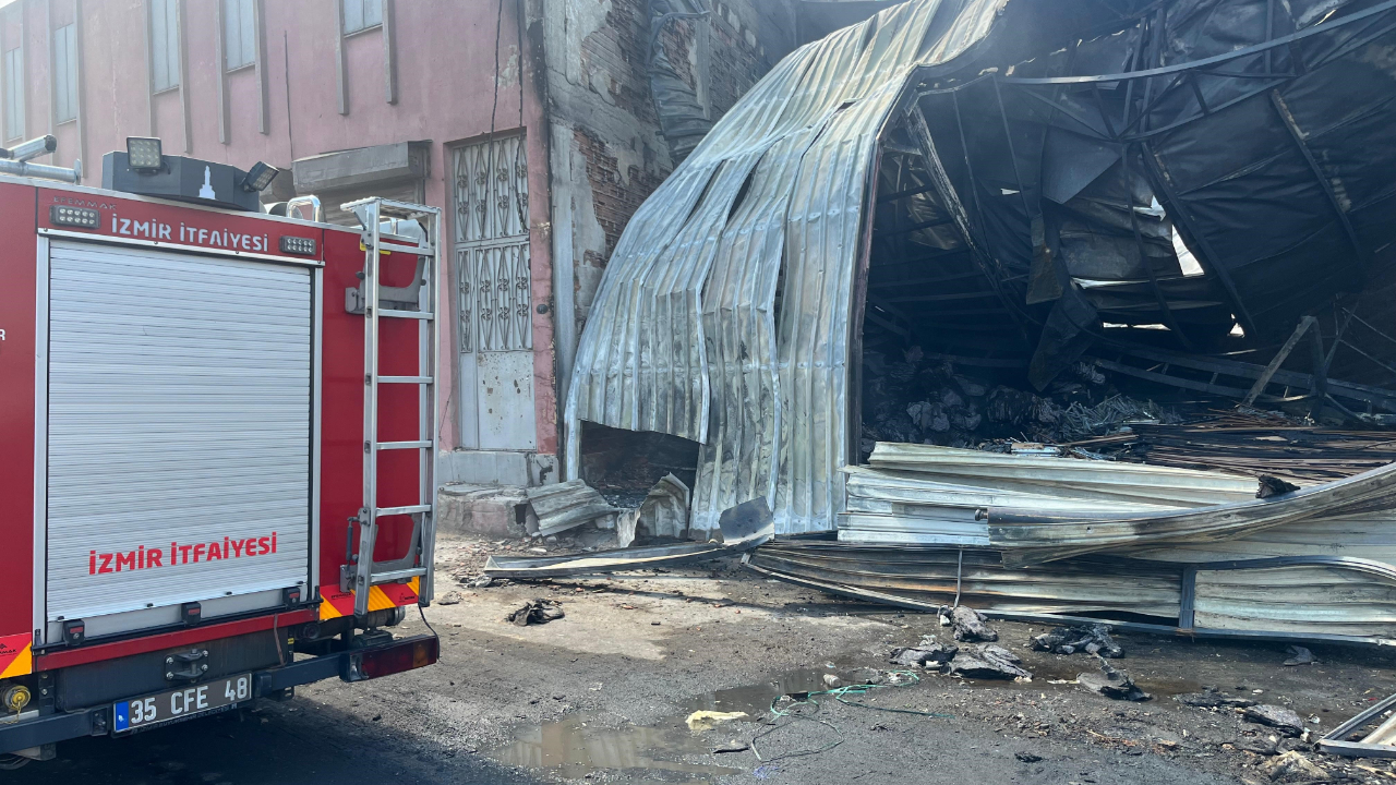 Buca'da çöp yangını: 30 milyon lira zarar