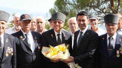 Başkan Önal, gazilerle bir araya geldi