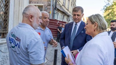 İzmir’in tarihi yapıları gün yüzüne çıkıyor