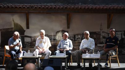 İzmir İtfaiyesi’nin çınarları genç meslektaşları ile buluştu