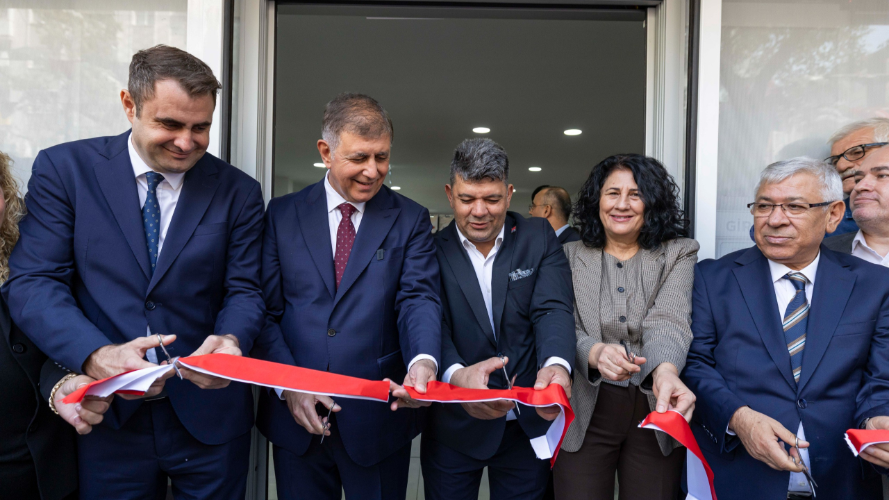 İZMAR’ın 11’inci mağazası Aliağa’da açıldı