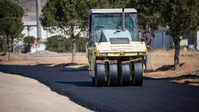 Aliağa’nın sanayi yoluna iki kilometrelik asfalt