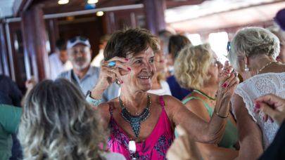 Büyükşehir’den “çınar”lara unutulmaz bir gün