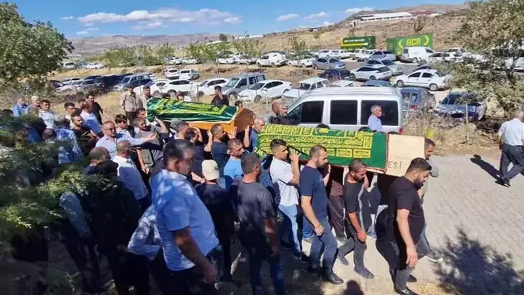 Kuzenleri dışarı çıkmayınca kuyuya inmişler
