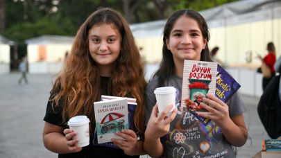 Bornova’da kitapların ışığında kültür şöleni