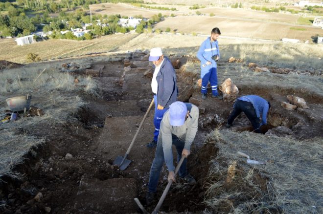 Bin 500 yıllık iskelet bulundu