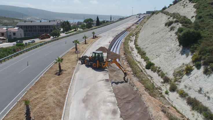 ÇEŞME'NİN ALTYAPISI YENİLİYOR