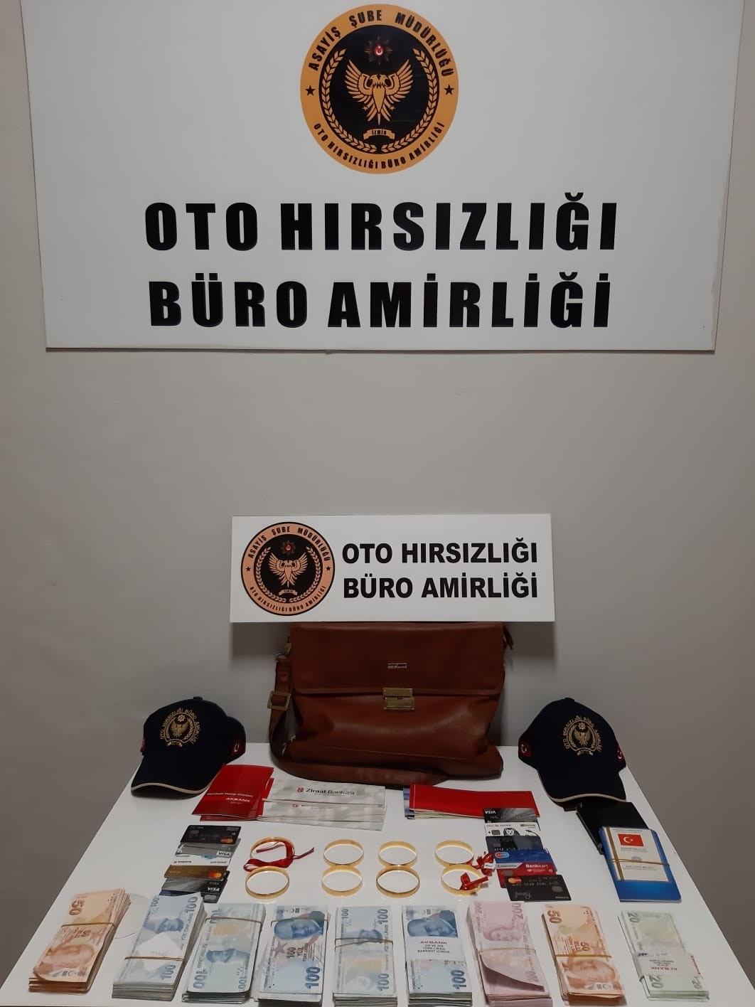 HIRSIZLAR MESLEKTAŞ ÇIKTI