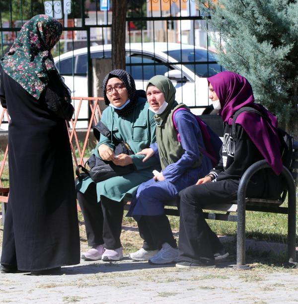 Kayseri'de müdür yardımcısı okulda ölü bulundu
