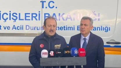 AFAD Başkanı Pehlivan ve Vali Elban'dan Foça'da açıklama