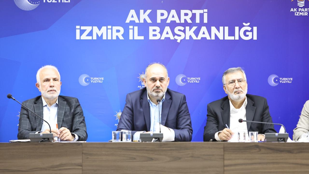 AK Parti İzmir’de, yerel yönetimler zirvesi!