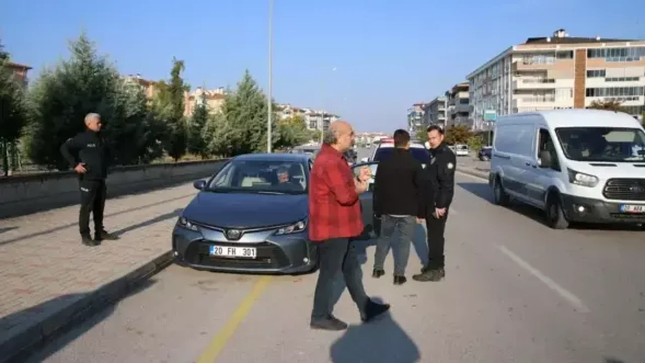 Denizli&#039;de okul müdürüne silahlı saldırıya 3 gözaltı