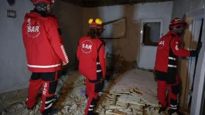 Düğün çerezi hazırlayan ailenin başına evin tavanı çöktü