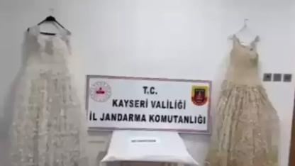 Gelinliğe işlenmiş 25 kilogram uyuşturucu ele geçirildi