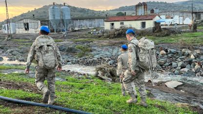 Gün aydınlandı, selde kaybolan vatandaşı bulma çalışmaları yeniden başladı