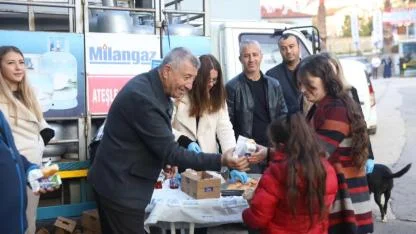 Güzelbahçe Belediyesi’nden Süt-Simit Desteğine Devam