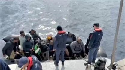 İzmir'de 66 düzensiz göçmen yakalandı, 29 göçmen kurtarıldı