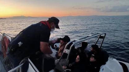 İzmir'de 72 düzensiz göçmen yakalandı, 31 göçmen kurtarıldı