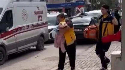 Camii avlusunda bebek bulundu