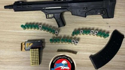 İzmir’de polis son bir haftalık denetim raporunu açıkladı