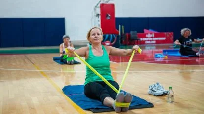 Karşıyaka’da sabah aktiviteleri spor salonlarına taşındı