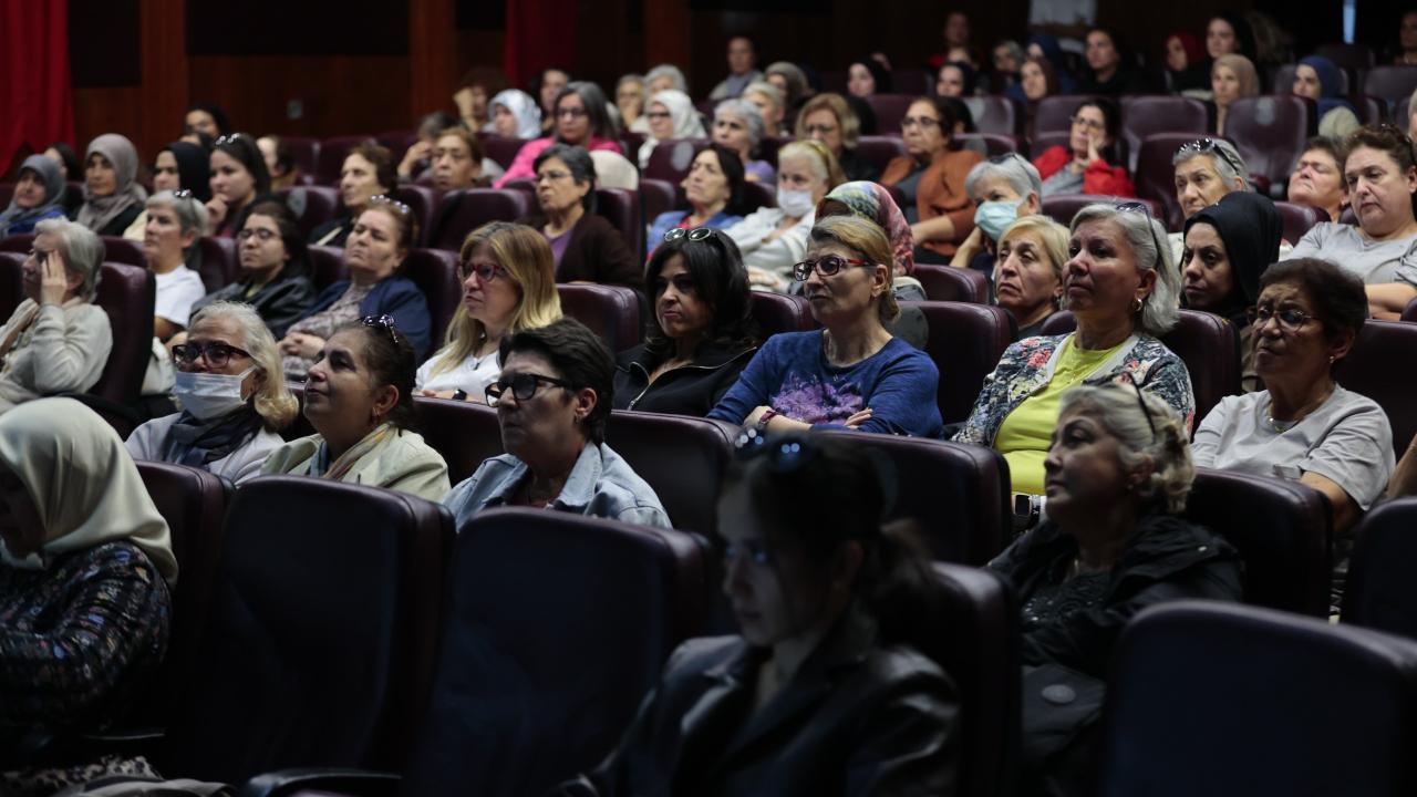 Konak’ta Meme Kanseri Farkındalık Ayı Seminerleri tamamlandı