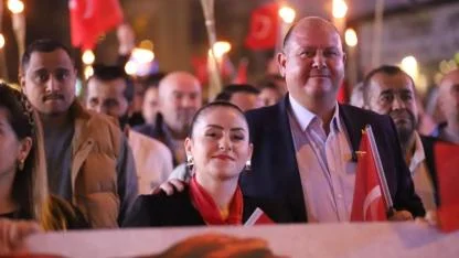 Menderes’in Her Noktasında Cumhuriyet Coşkusu