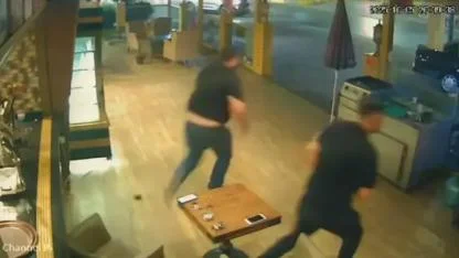 Pastaneye el bombası atıldığı olayın yeni görüntüleri çıktı