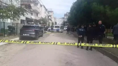 Tartıştığı eşini bıçaklayarak öldürdü