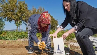Toprak analizi ile hem çiftçi hem de toprak korunuyor