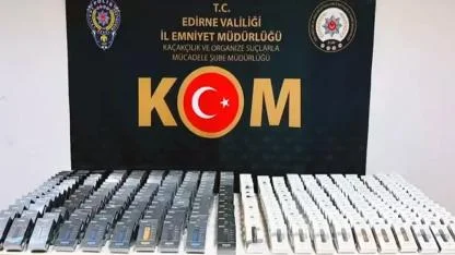 500 adet elektronik sigara ele geçirilen sürücü gözaltında