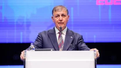 Başkan Tugay sürprizi açıkladı