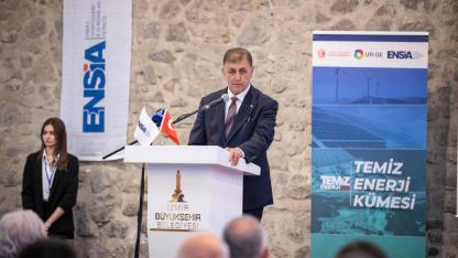 Başkan Tugay’dan sanayicilere yeşil dönüşüm çağrısı