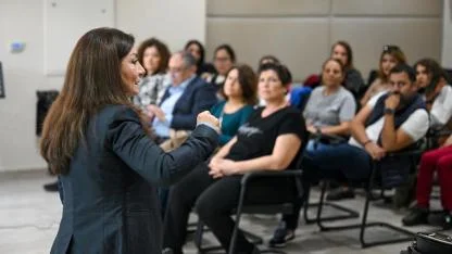 Bornova’da öğretmenlere “Yeşil Gelecek” eğitimi