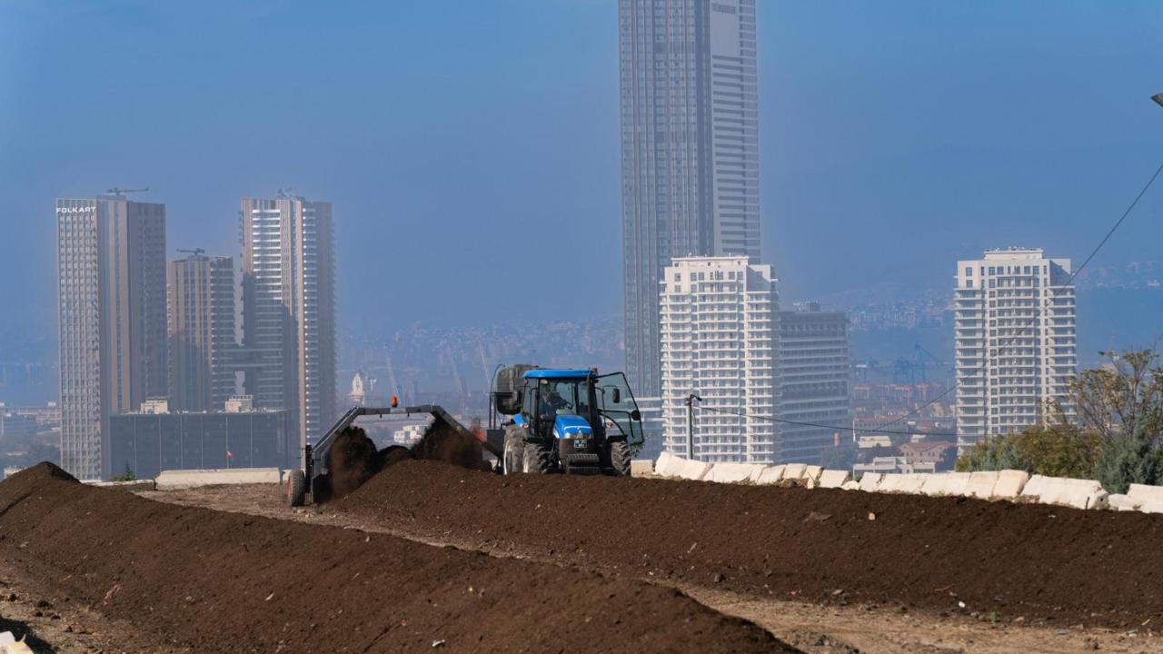 Büyükşehir’in yeşil atıkları kompost gübreye dönüşüyor