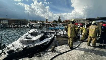 Çeşme'deki yangında 7 tekne alevlere teslim oldu