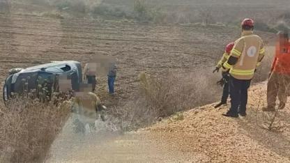 Eşinin direksiyon eğitimi verdiği kadın kaza yaptı