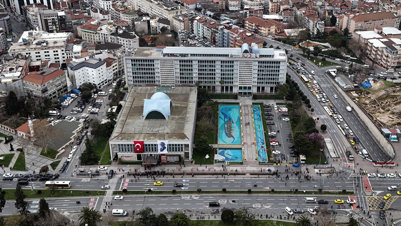 İddianamede paraların yurt dışına nasıl götürüldüğüne ilişkin ifadelere yer verildi